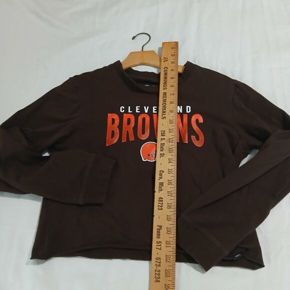 NFL Team Apparel Small CLEVELAND BROWNS Crop Long-Sleeved Stretch Thick-Knit Top - Picture 7 of 11